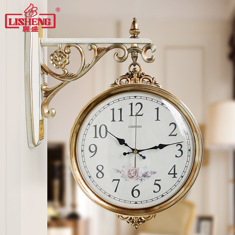Настенные часы золотого цвета  – обзор и цена Luxury Watch House