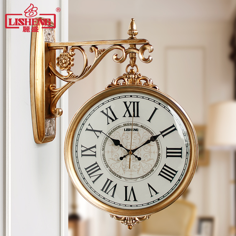 Настенные часы золотого цвета  – обзор и цена Luxury Watch House
