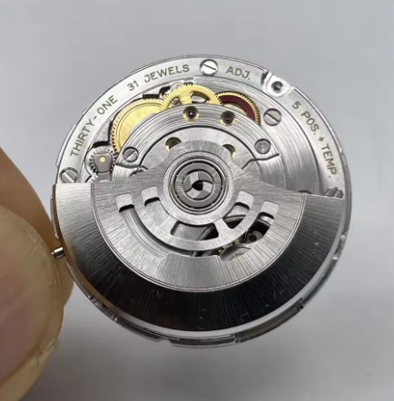 Новые мужские часы GMT 40 мм с – обзор и цена Cartier Watch Santos