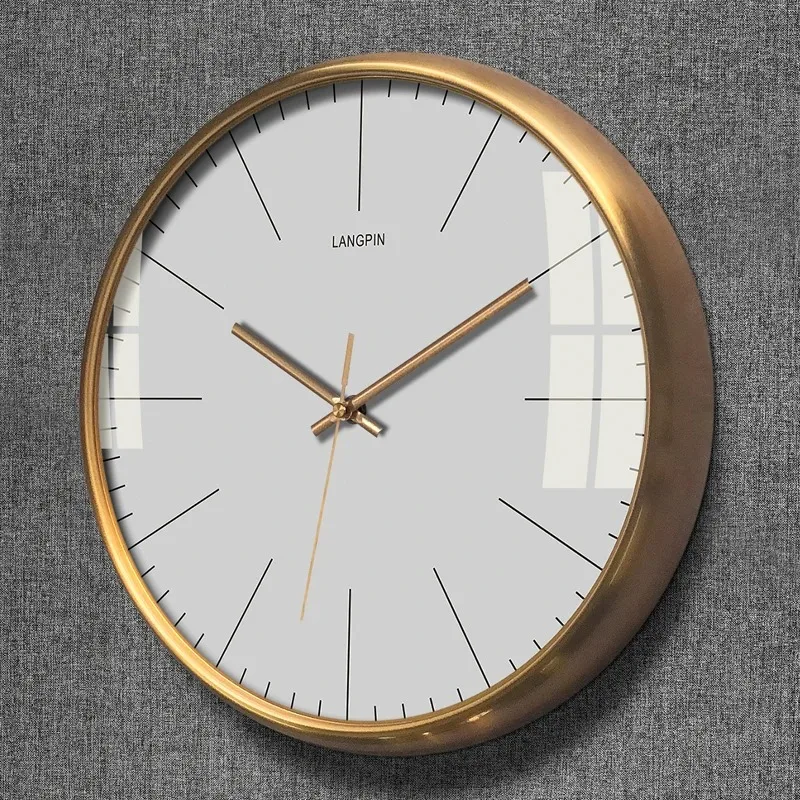 Современные большие настенные  – обзор и цена Luxury Watch House